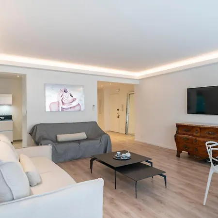 Ferienhaus Very 2 Bedroom In The Center Of Completely Renovated *
